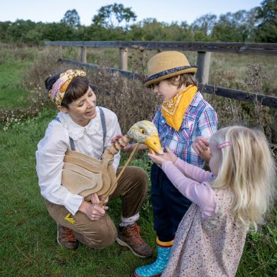 Puppet Petting Farm - kids and puppet goose